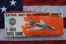 images/productimages/small/F-100D SUPER SABRE Battle Damaged Parts IMC 482 voor.jpg